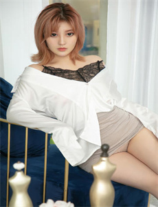 《魔女游戏全集-14岁小美女》