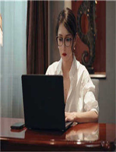 《寡妇曰的爽的小说-女子小便图》